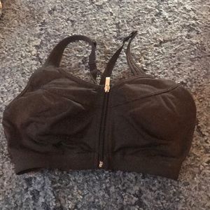 Black VSX Front Close Knockout Sports Bra